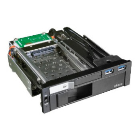 AKASA Lokstor M51 - 2.5 "a 3.5" HDD rack do 5,25"